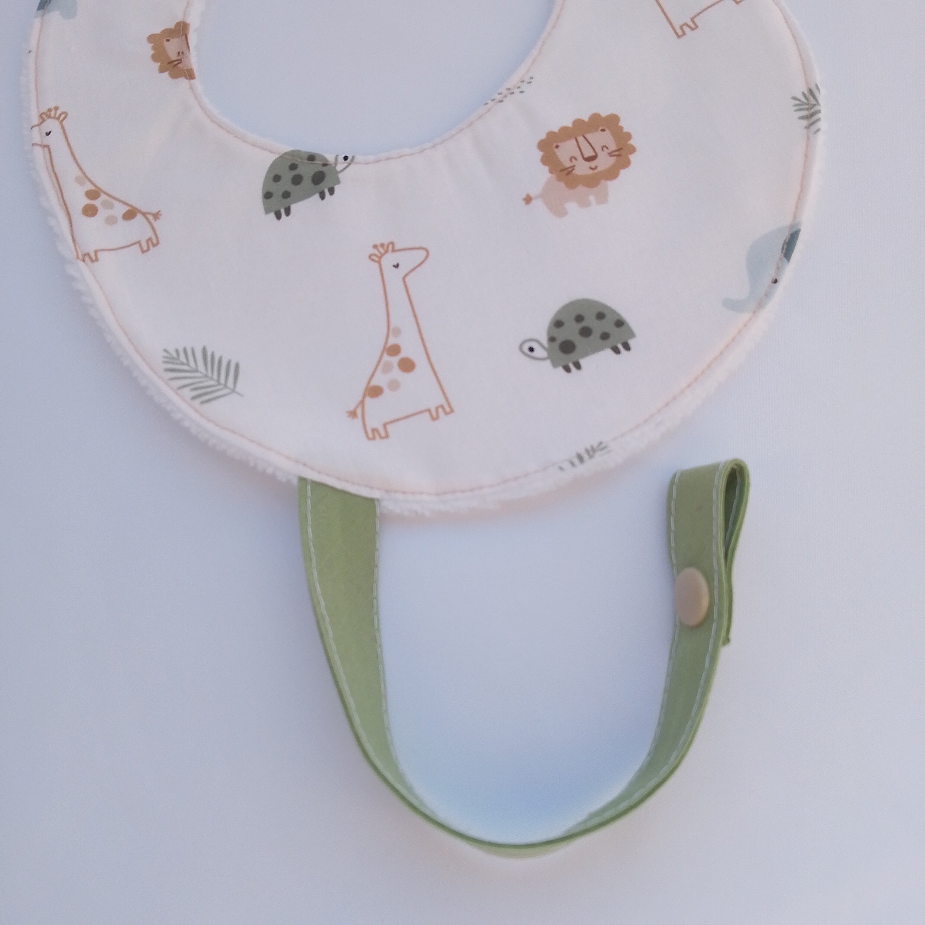 Babero con cinta Chupetero