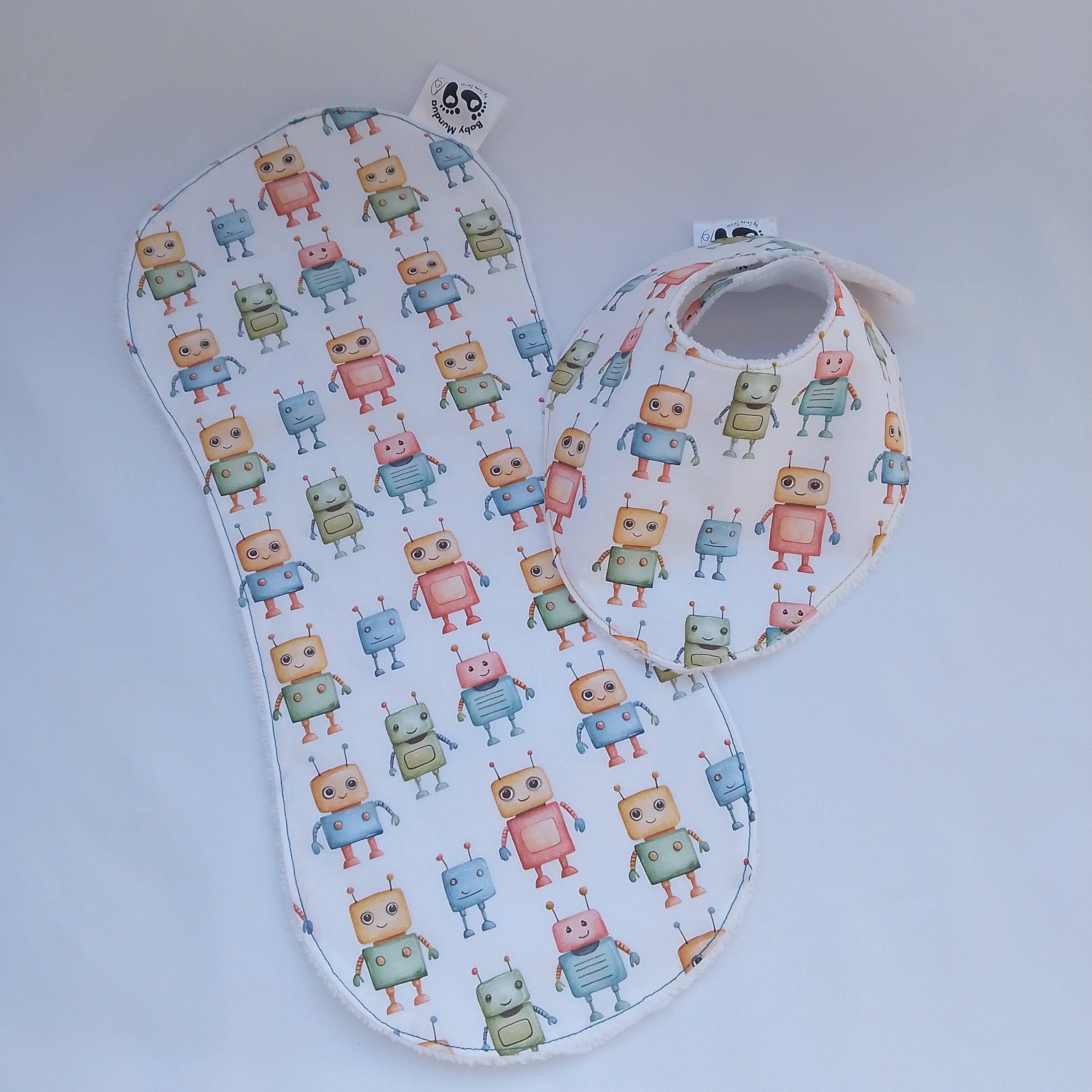 Conjunto de Toalla Hombro y Babero Baba