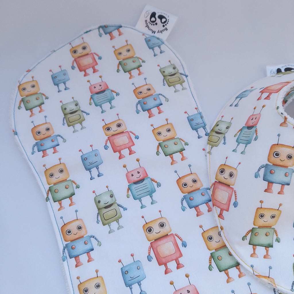 Conjunto de Toalla Hombro y Babero Baba