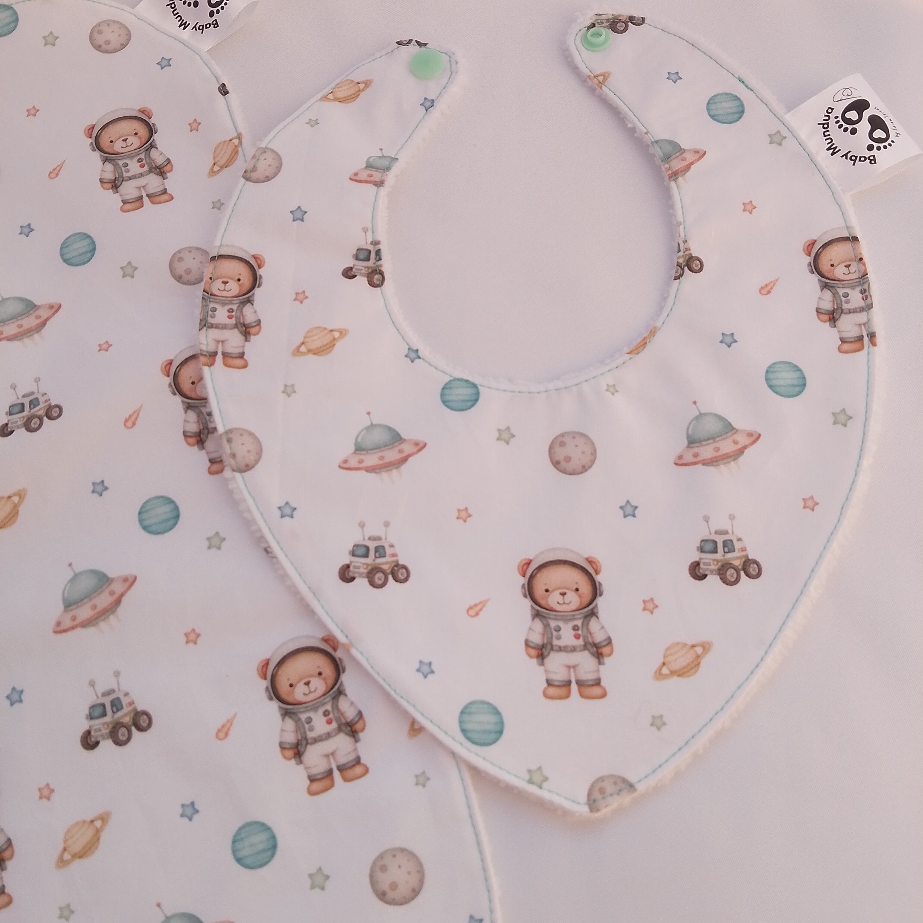 Conjunto de Toalla Hombro y Babero Baba